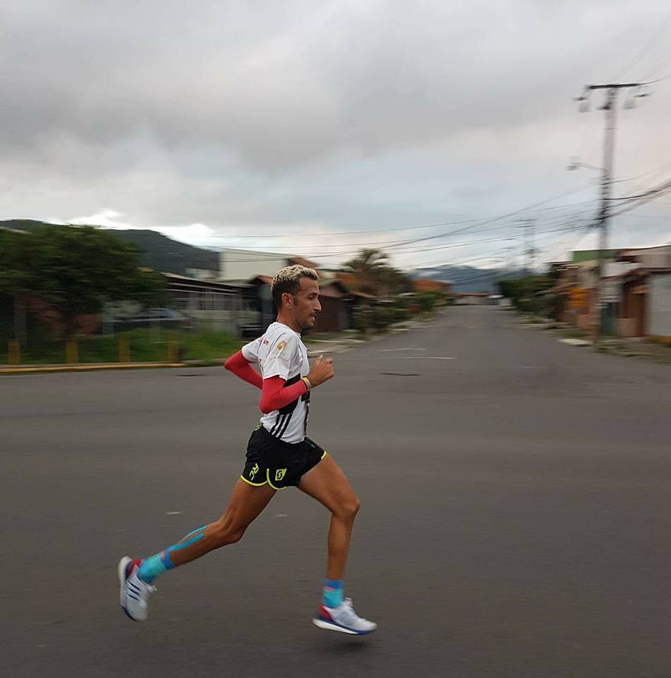 Éste es el extraño mal que fulmina a los corredores de maratón y causa daño permanente